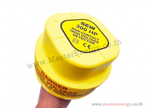 voltage detector